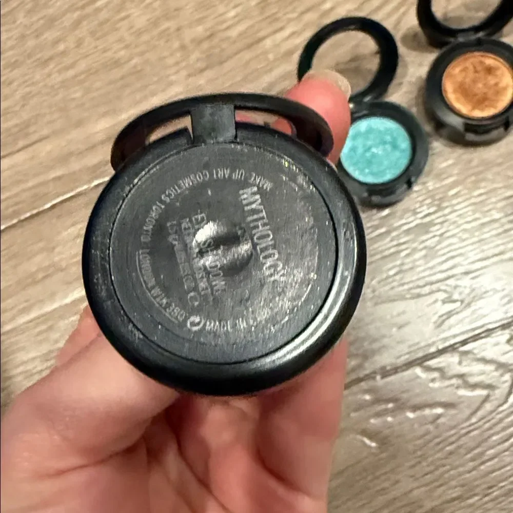 🎉Last deal 🎉Mac eyeshadow